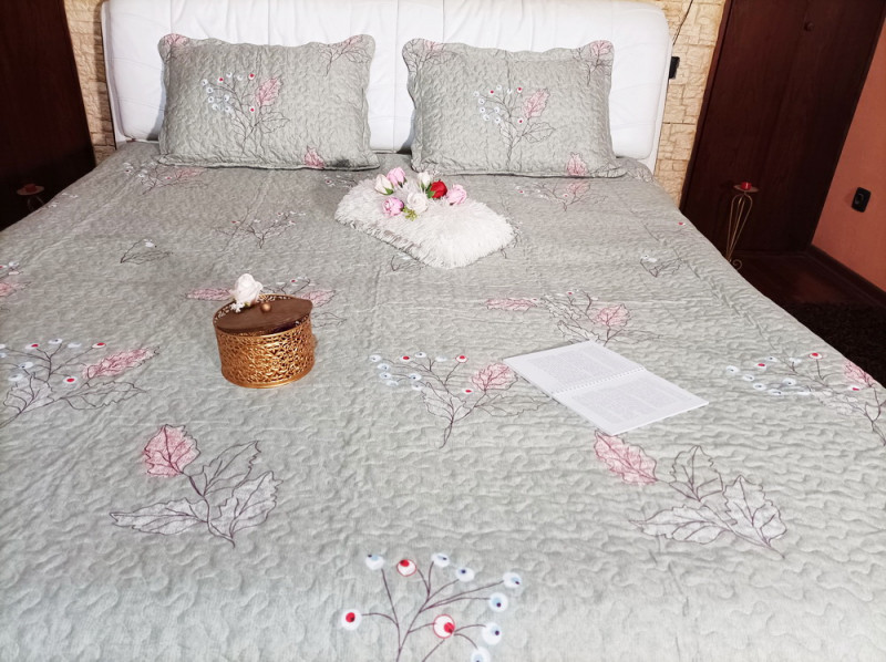 Cuvertura de pat din bumbac pentru pat dublu. 2 persoane, cu 3 piese - Helene