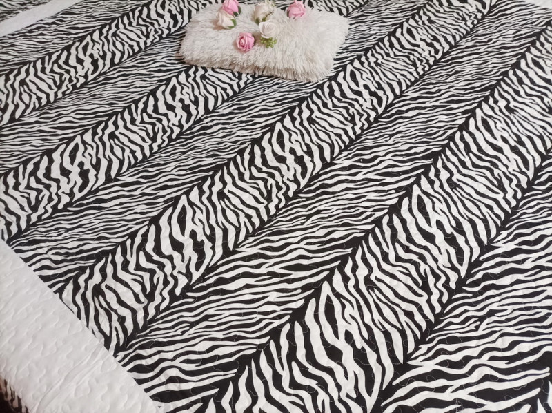 Cuvertura moderna de pat matrimonial din bumbac pentru pat dublu, 2 persoane, cu 3 piese - Ofelia