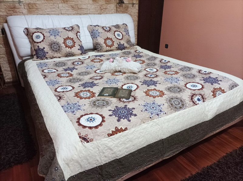 Cuvertura moderna de pat matrimonial din bumbac pentru pat dublu, 2 persoane, cu 3 piese - Maria