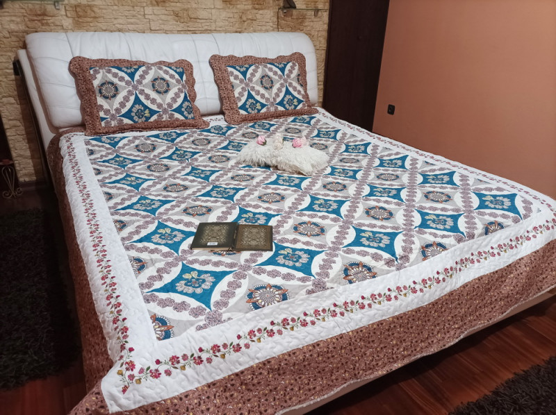 Cuvertura moderna de pat matrimonial din bumbac pentru pat dublu, 2 persoane, cu 3 piese - Vella