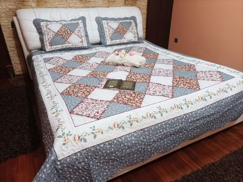 Cuvertura moderna de pat matrimonial din bumbac pentru pat dublu, 2 persoane, cu 3 piese - Olimpia