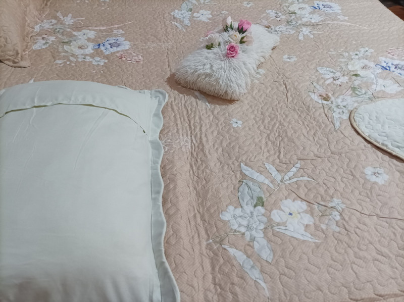 Cuvertura de pat reversibila din bumbac pentru pat dublu. 2 persoane, cu 3 piese - Selina