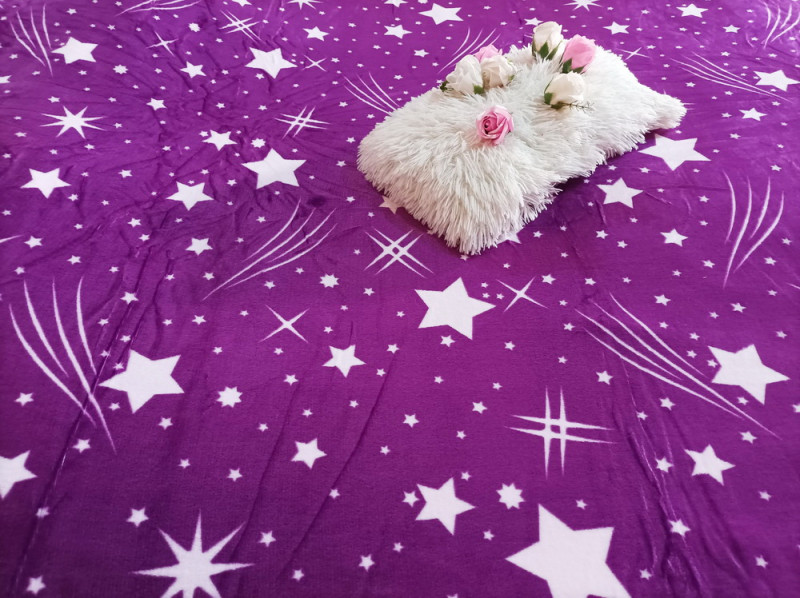 Patura cocolino pufoasa 200x230 cm, East Comfort - Purple stars