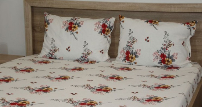 Lenjerie de pat dublu, din bumbac 100% neted, pentru 2 persoane, cu 4 piese Armonia Textil - Delia